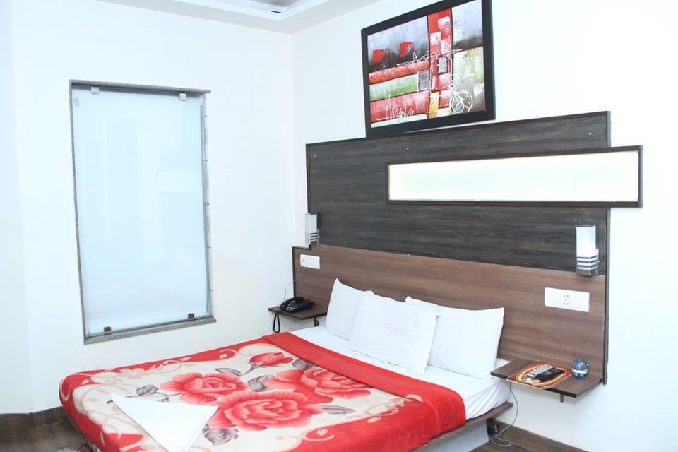 Dreamz Suites New Delhi Exteriör bild