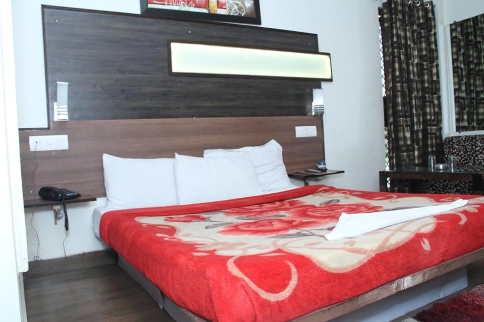 Dreamz Suites New Delhi Exteriör bild