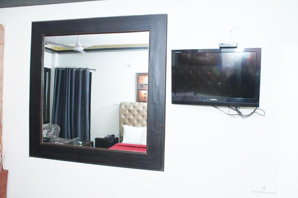 Dreamz Suites New Delhi Exteriör bild